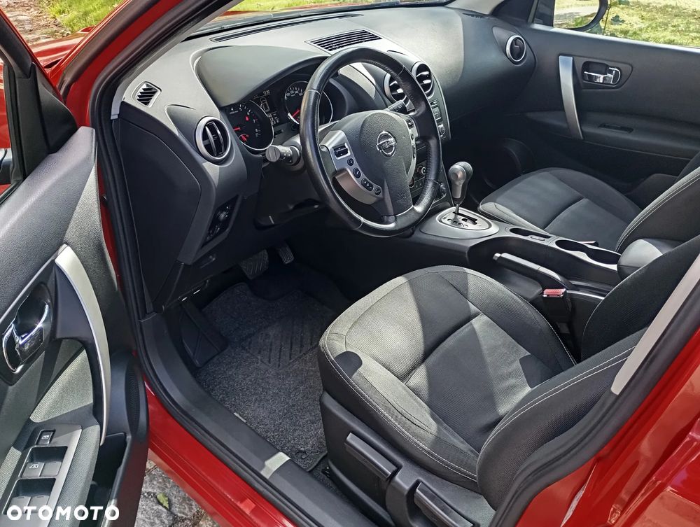 Nissan Qashqai 2010 photo 5