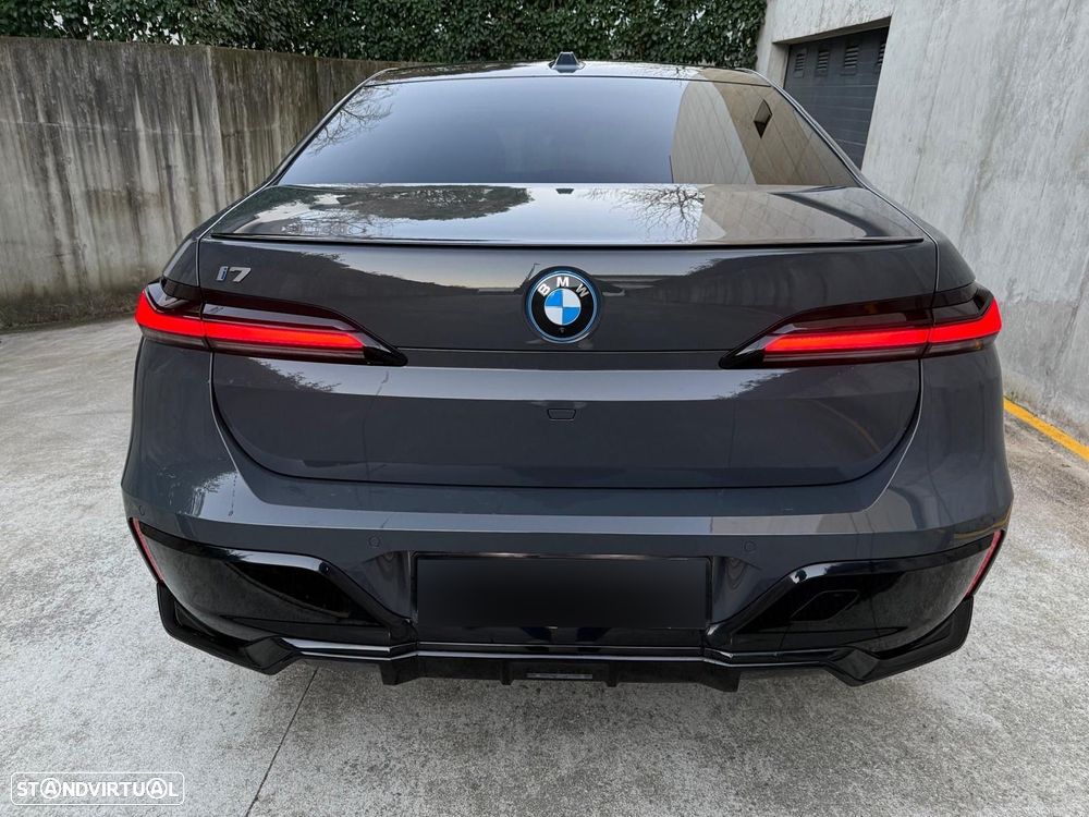 BMW i7 xDrive60 Pack Desportivo M Pro - 2