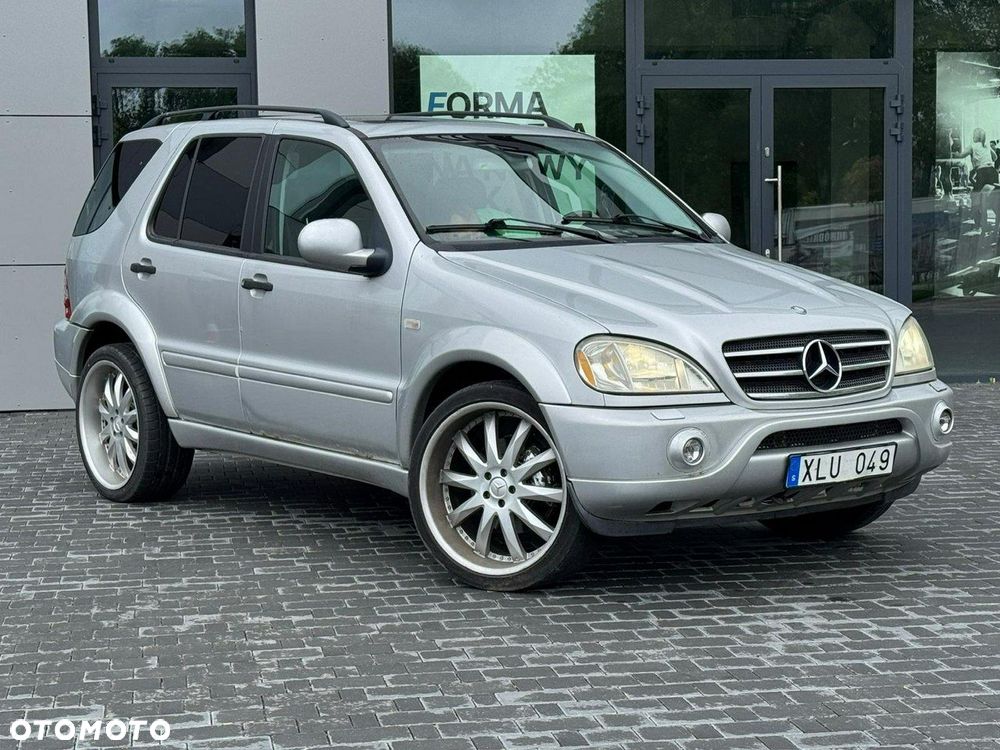 Mercedes-Benz ML - 8