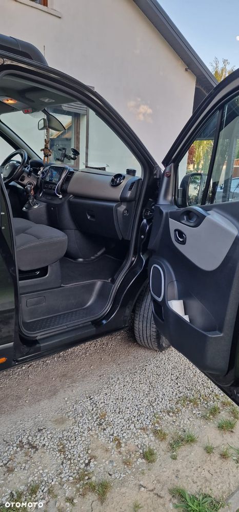 Renault Trafic - 23