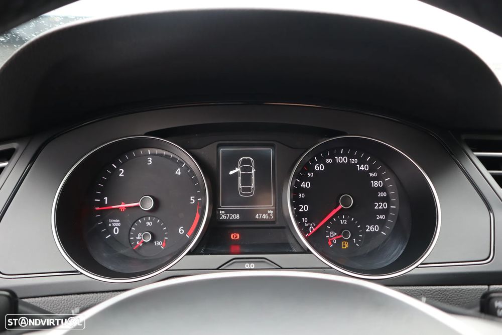 VW Passat 1.6 TDI (BlueMotion ) Comfortline - 20