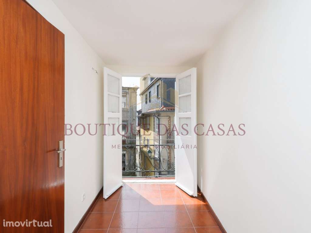 Apartamento T1 na baixa do Porto - Grande imagem: 4/14