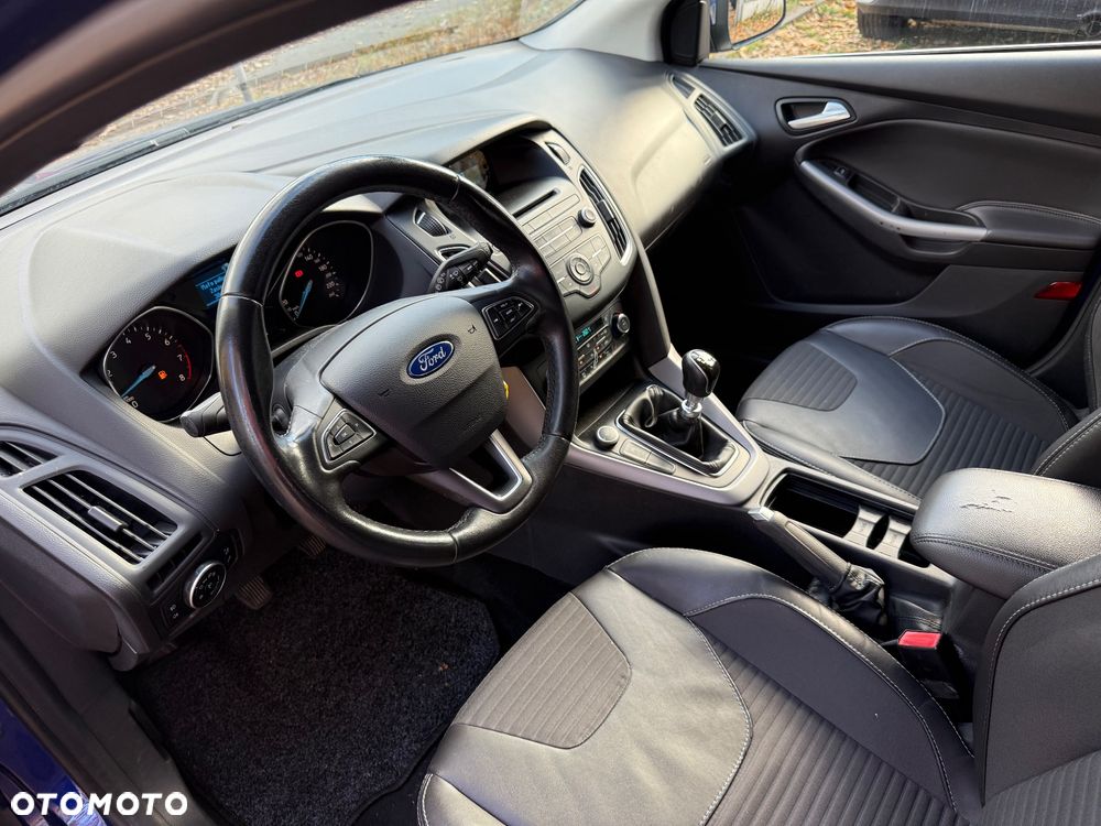 Ford Focus 1.0 EcoBoost Active Business - 16