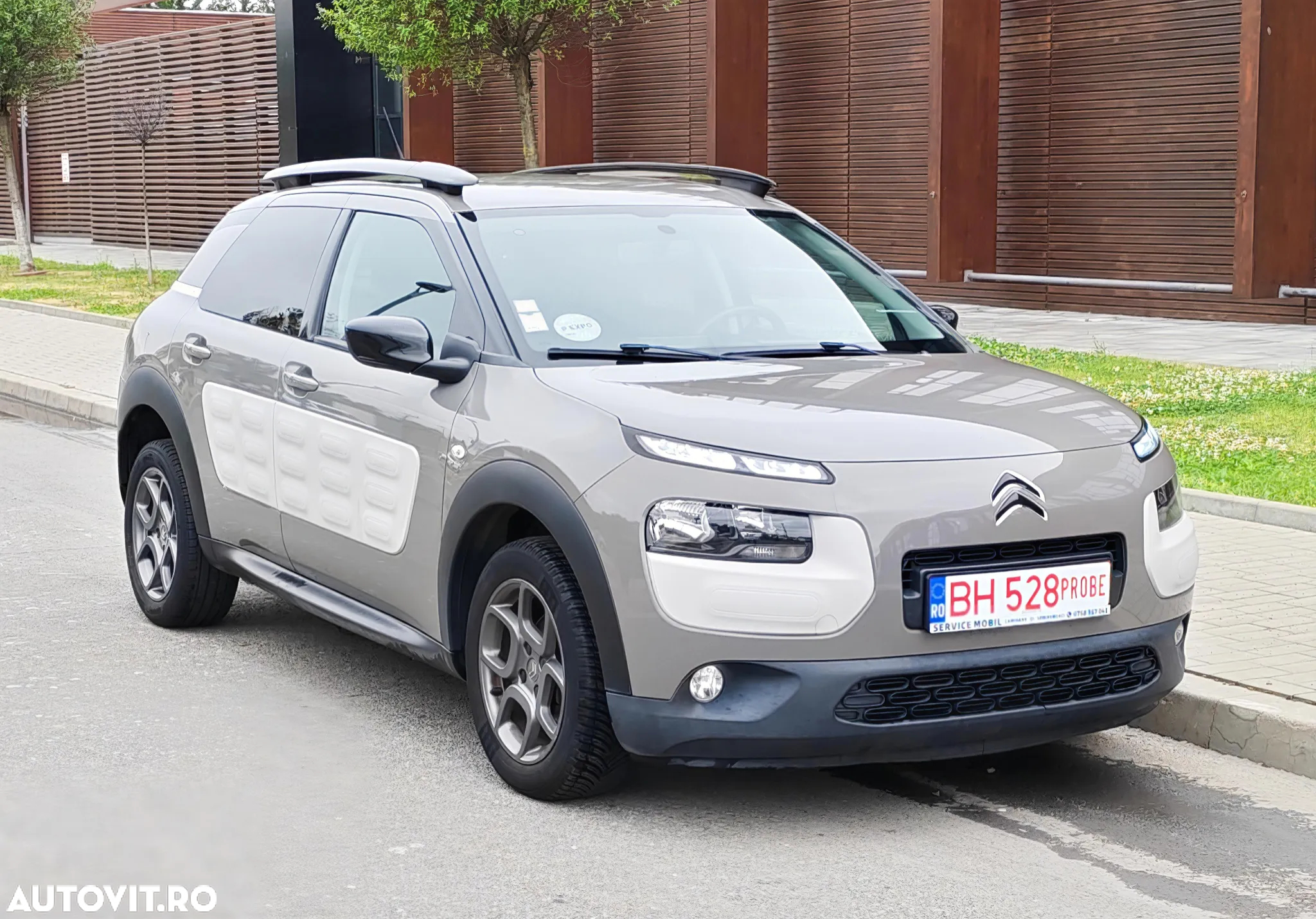 Citroën C4 Cactus VTi 82 Shine Edition - 2