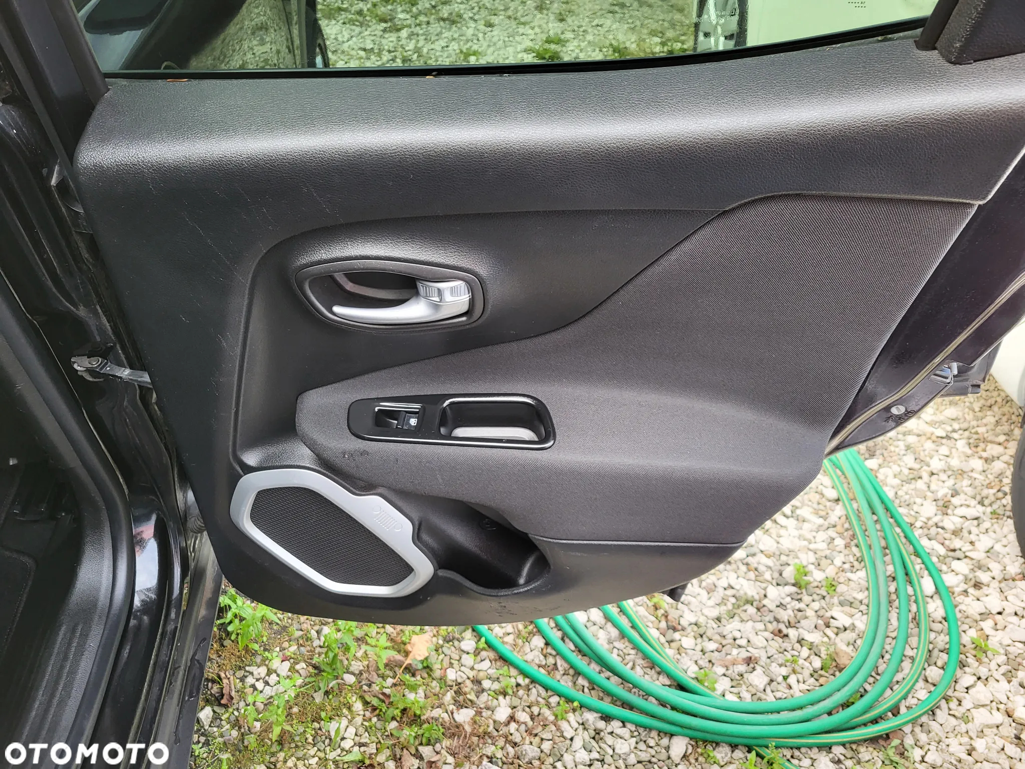 Jeep Renegade - 25