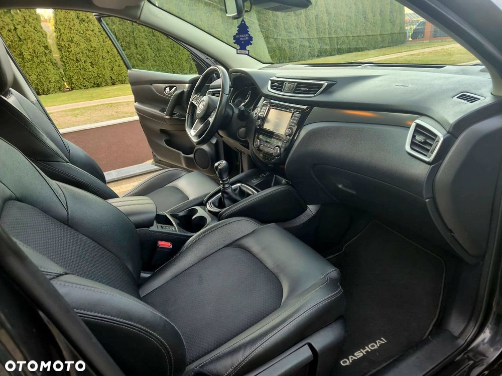 Nissan Qashqai 1.6 DIG-T Tekna - 29