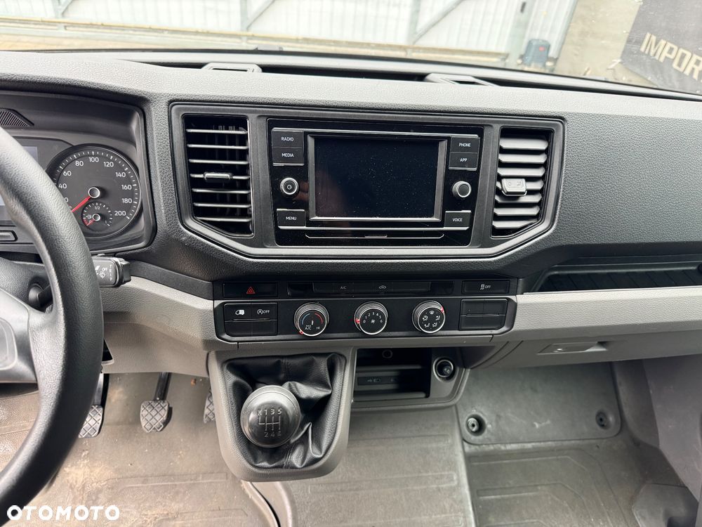 Volkswagen Crafter - 12