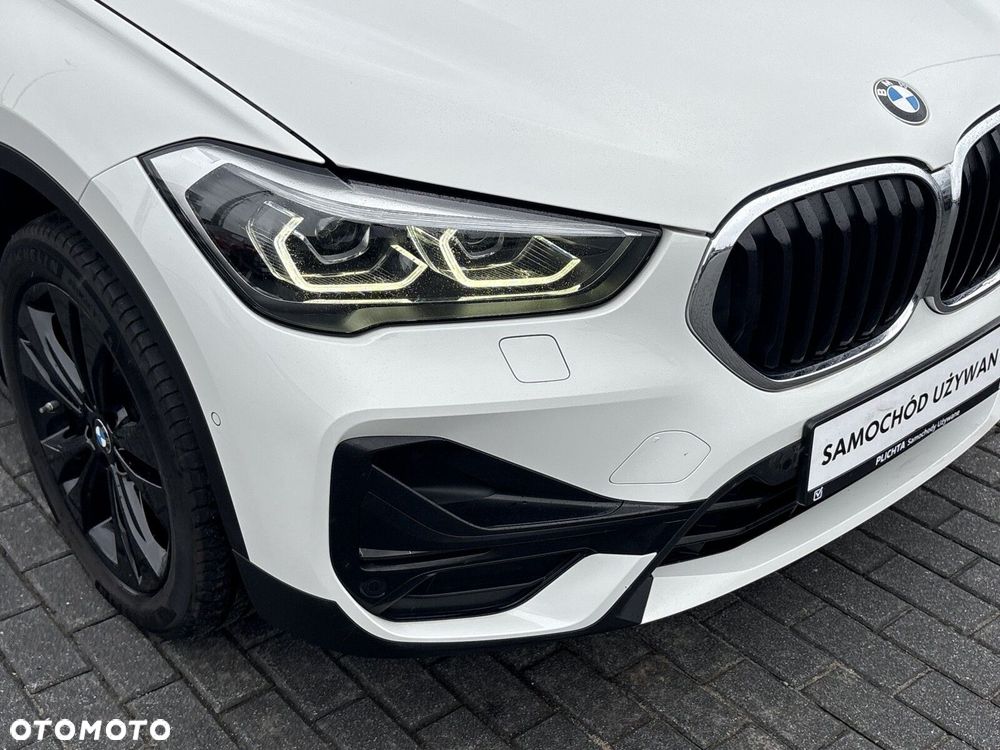 BMW X1 sDrive18i Sport Line - 28