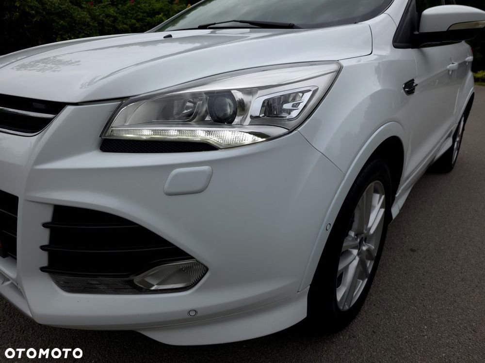 Ford Kuga 2.0 TDCi FWD Titanium - 25