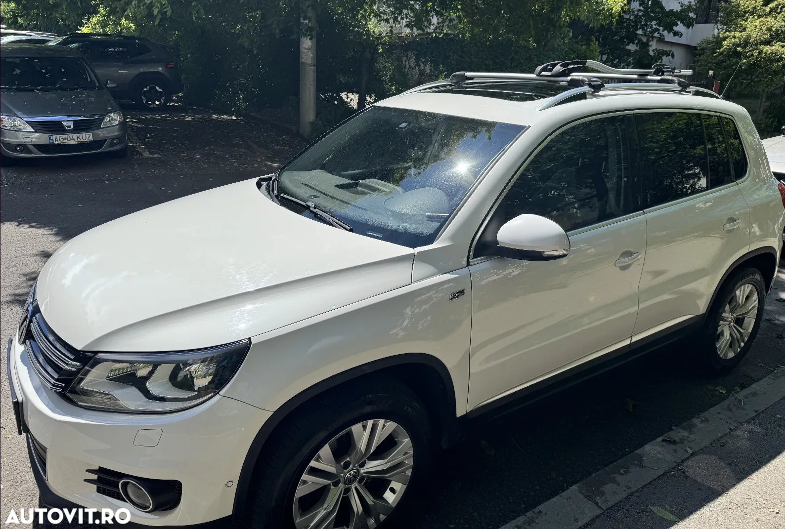 Volkswagen Tiguan 2.0 TDI 4Motion DSG Sport & Style - 2
