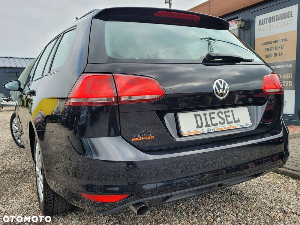 Volkswagen Golf - 28