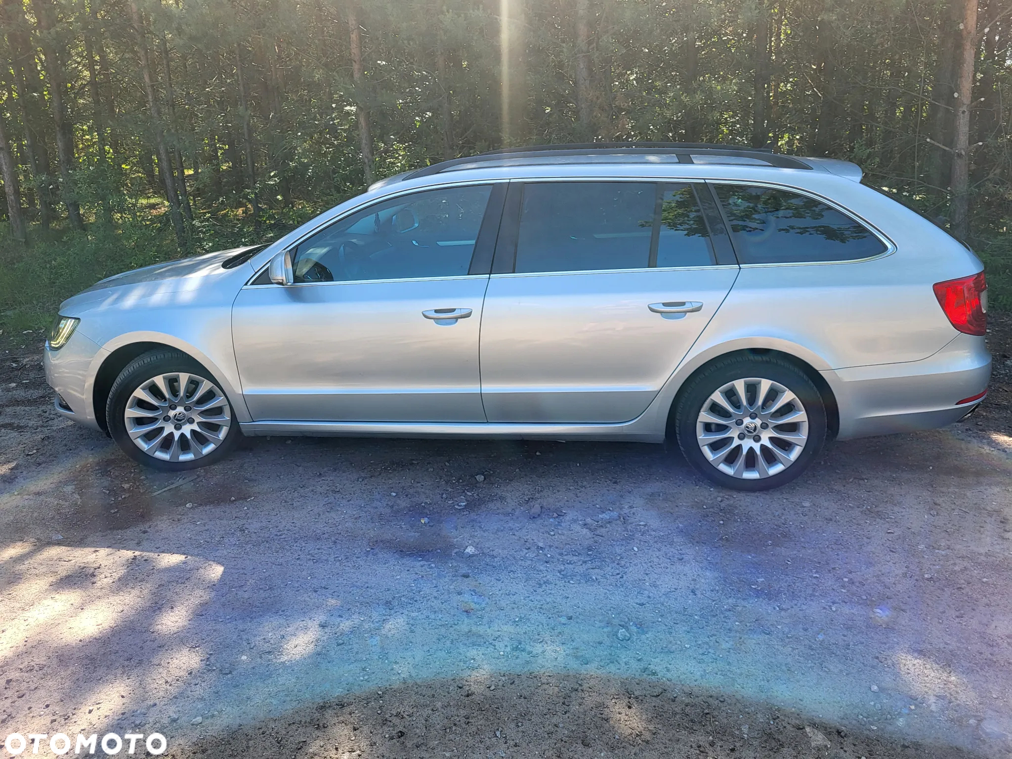 Skoda Superb 2.0 TDI 4x4 Elegance DSG - 8