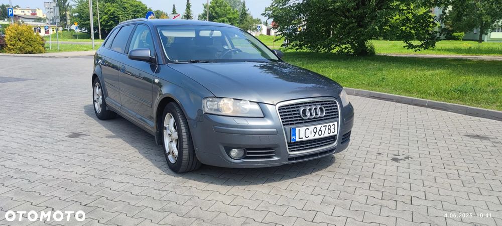 Audi A3 ver-2-0-fsi-sportback-ambiente - 1