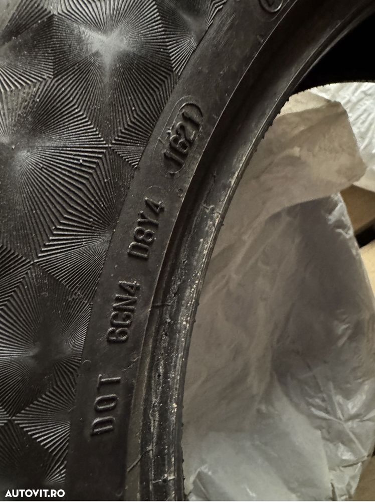 Vand 2 anvelope Continental foarte bune 255/50/20 - 6