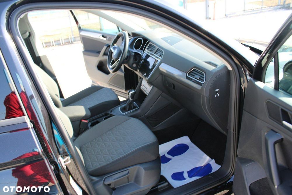 Volkswagen Tiguan - 27