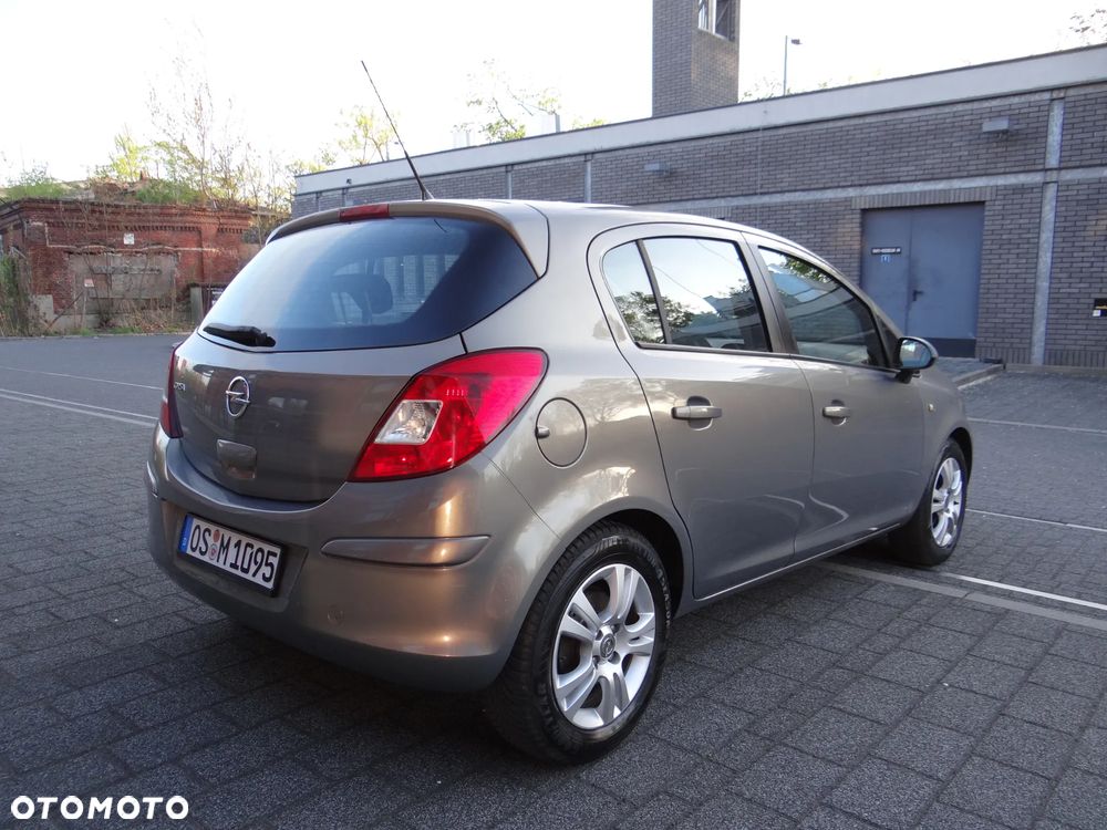 Opel Corsa 1.2 16V Enjoy - 7