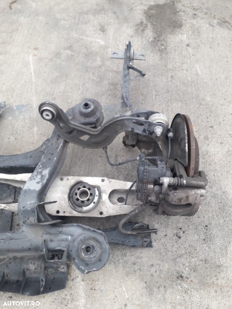 Fuzeta Spate Dreapta Mercedes GLA X156 1.5 CDI tractiune fata 2012 2013 2014 2015 2016 - 1