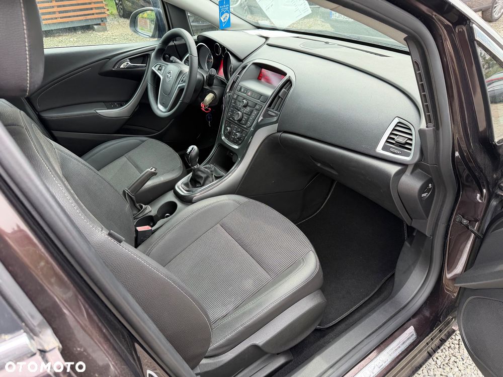 Opel Astra ver-1-4-turbo - 24
