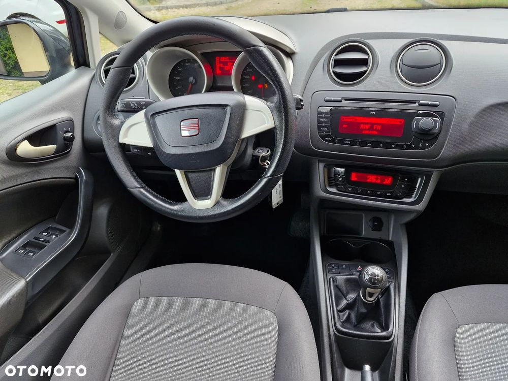 Seat Ibiza 1.4 16V Comfort Edition - 10