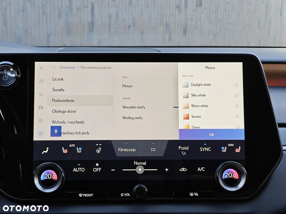 Lexus RX 350h Prestige - 24