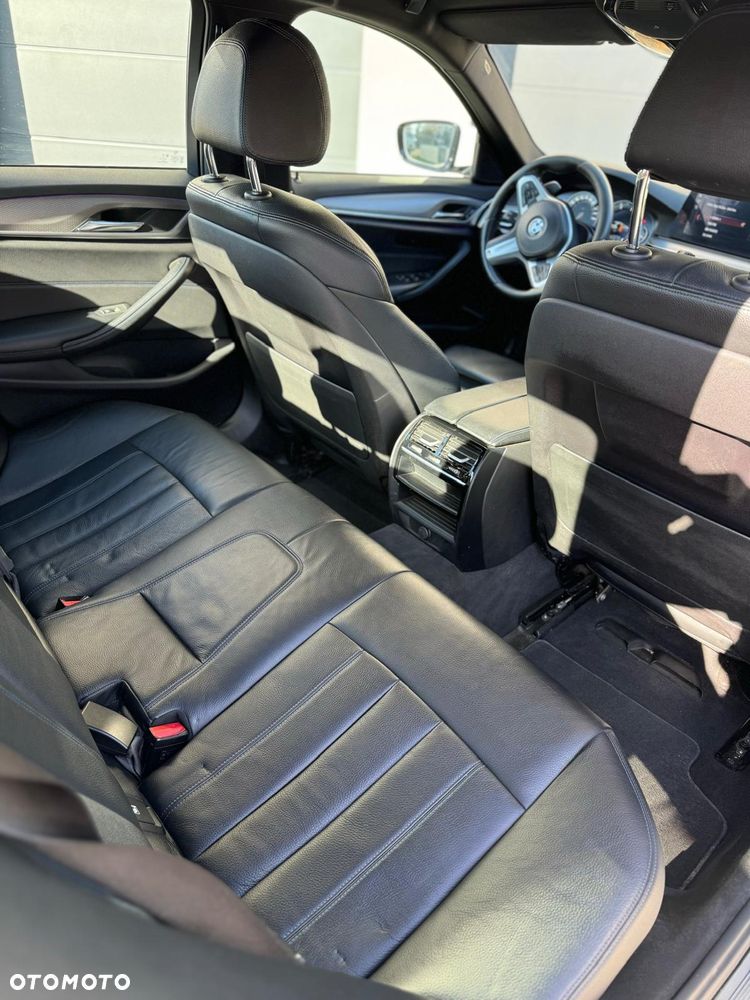 BMW Seria 5 520d M Sport - 7
