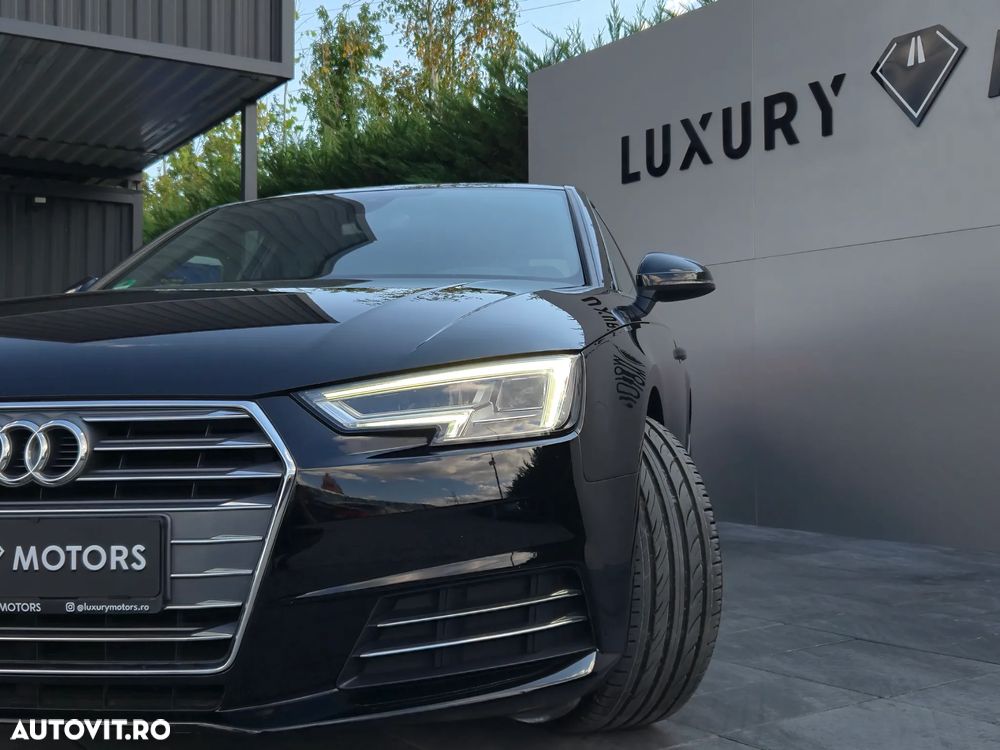 Audi A4 2.0 TDI DPF clean diesel S line Sportpaket - 39