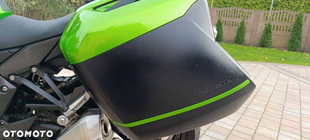 Kawasaki Ninja 1000 SX - 34