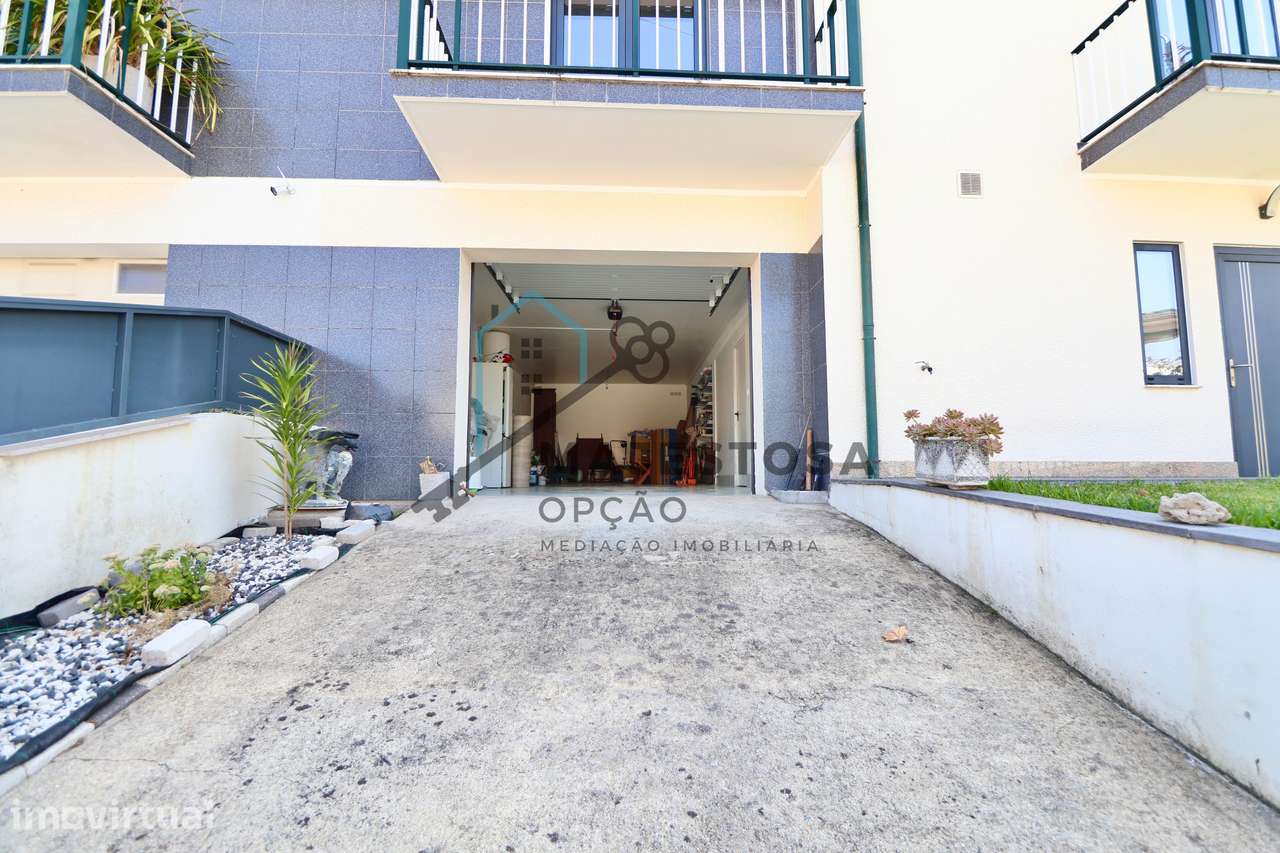 Moradia T5 de Gaveto com Jardim — Póvoa de Lanhoso - Grande imagem: 3/31