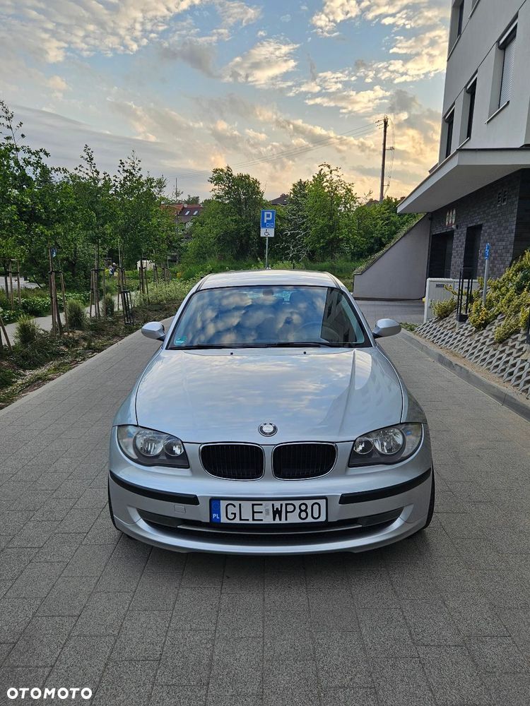 BMW Seria 1 - 2