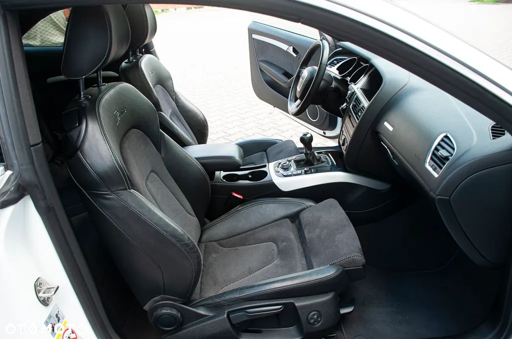 Audi A5 Coupé 2.0 TFSI Quattro - 24
