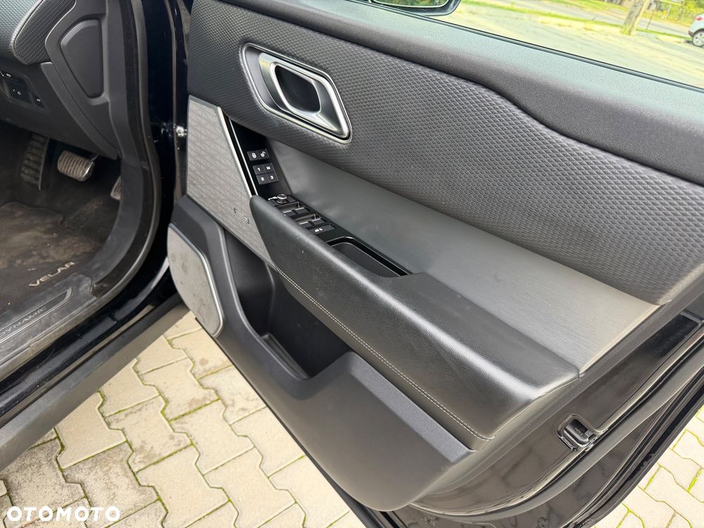 Land Rover Range Rover Velar 2.0 TD4 R-Dynamic - 12