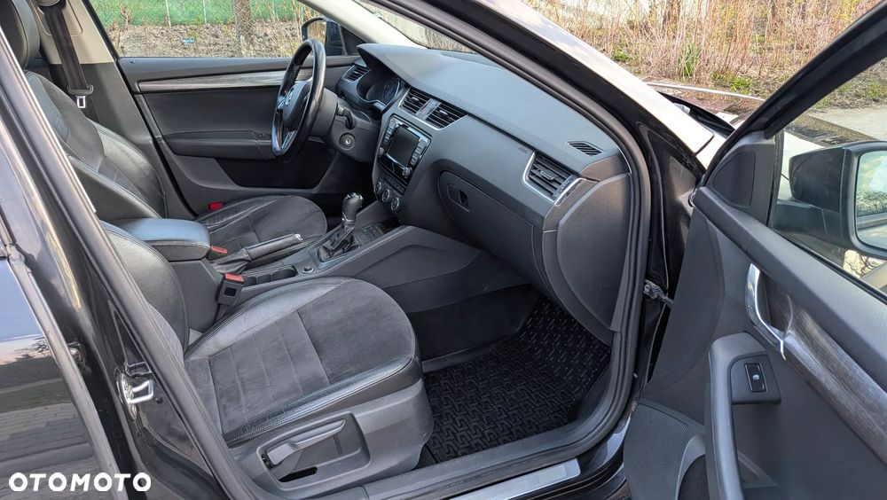 Skoda Octavia Scout 2.0 TDI 4x4 DSG - 11