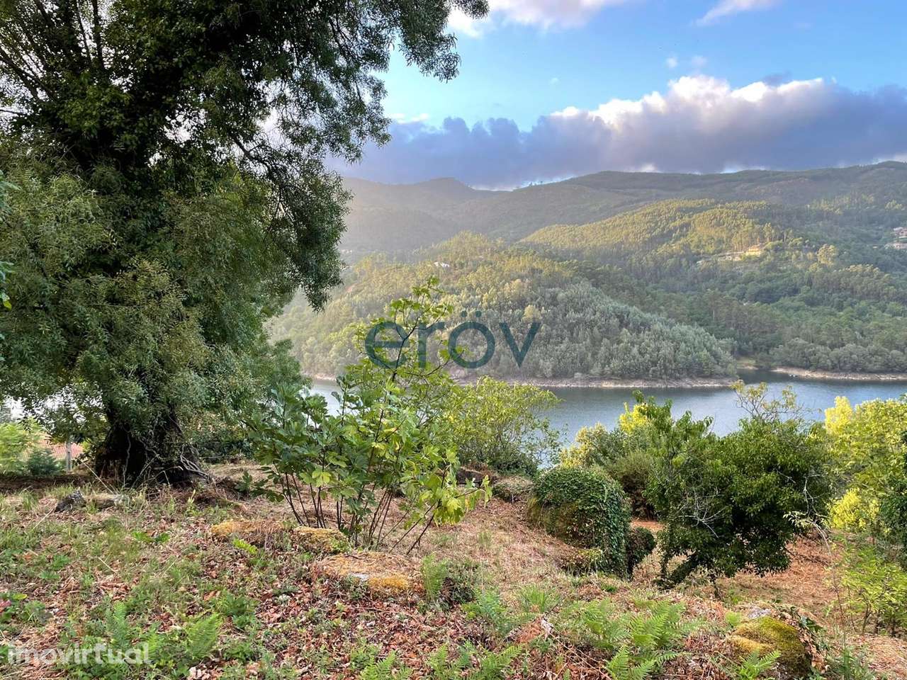 Terreno com PIP Aprovado e Vista Deslumbrante sobre a Barragem da Cani - Grande imagem: 3/8