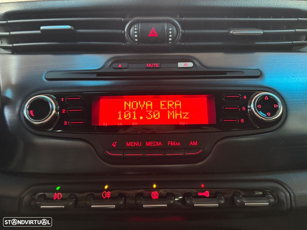 Alfa Romeo Giulietta 1.6 JTDM Veloce - 32