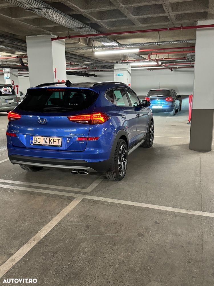 Hyundai Tucson 2.0 CRDI 4WD 8AT Luxury - 2
