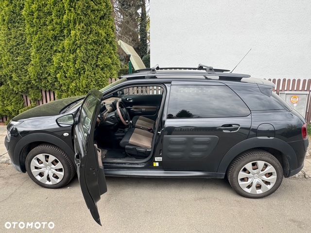 Citroën C4 Cactus 1.2 PureTech MoreLife S&S - 2