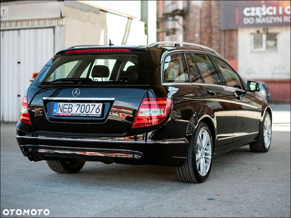 Mercedes-Benz Klasa C 180 BlueEFFICIENCY 7G-TRONIC Avantgarde - 11