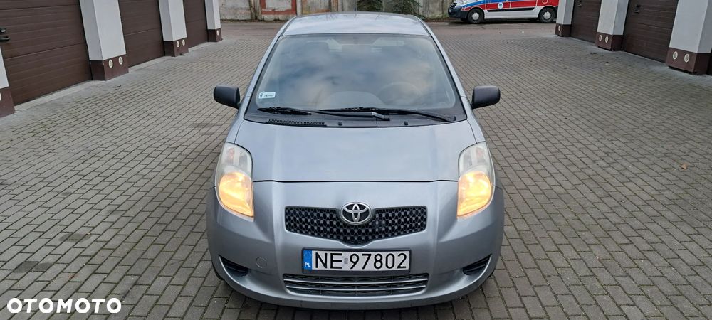 Toyota Yaris 1.0 Terra A/C - 5