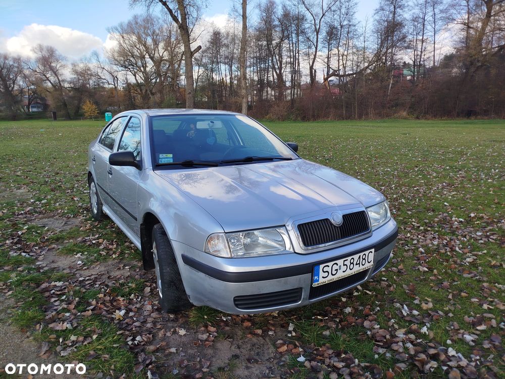 Skoda Octavia 1.6 Tour - 3