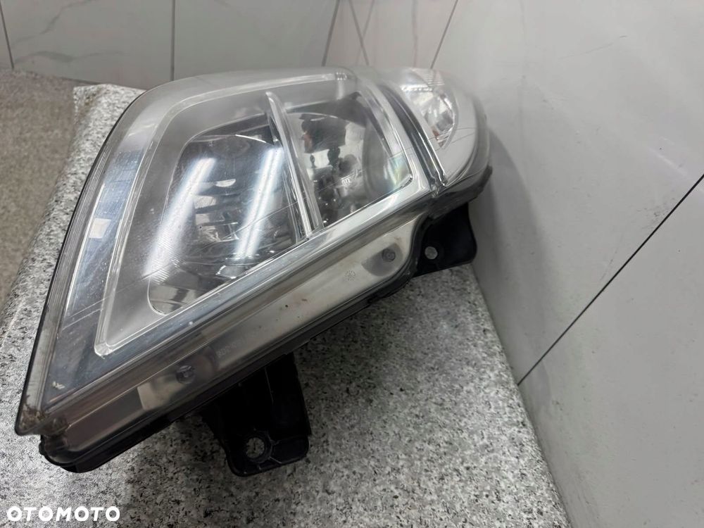 lampa reflektor prawy przód nissan interstar nv400 26010 bz50a 2010 - 2023 - 4