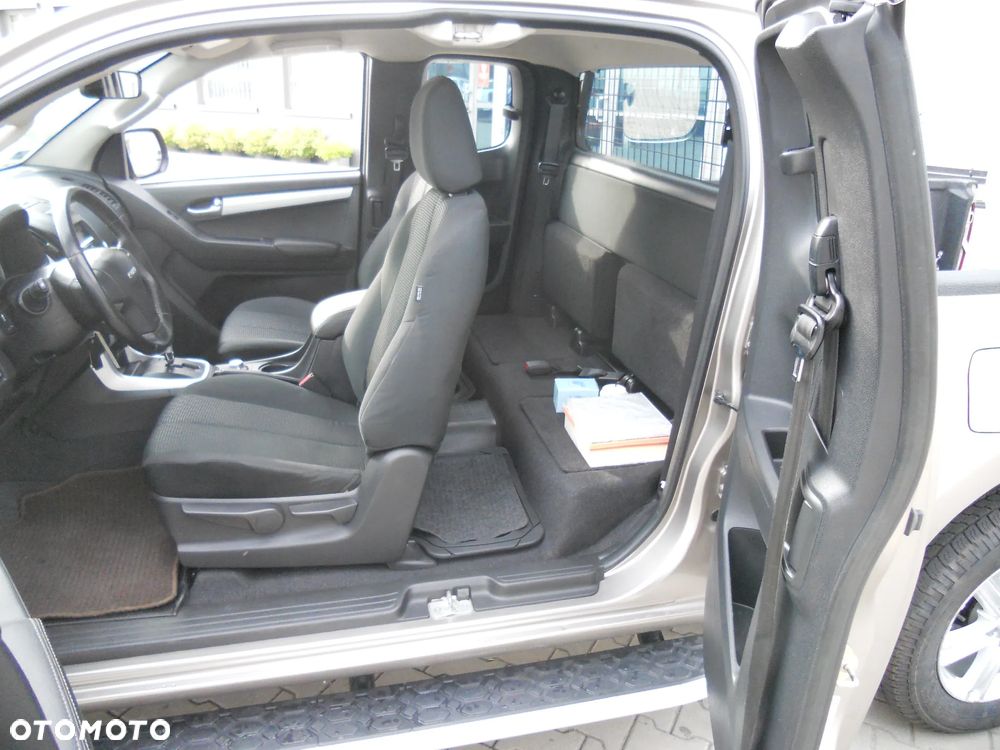 Isuzu D-Max 1.9 EC LS+ - 36