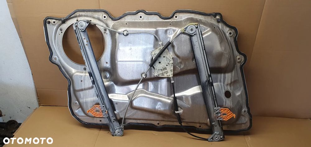 Mechanizm podnośnik szyby prawy przód Audi A8 D3 4E0837850B - 4