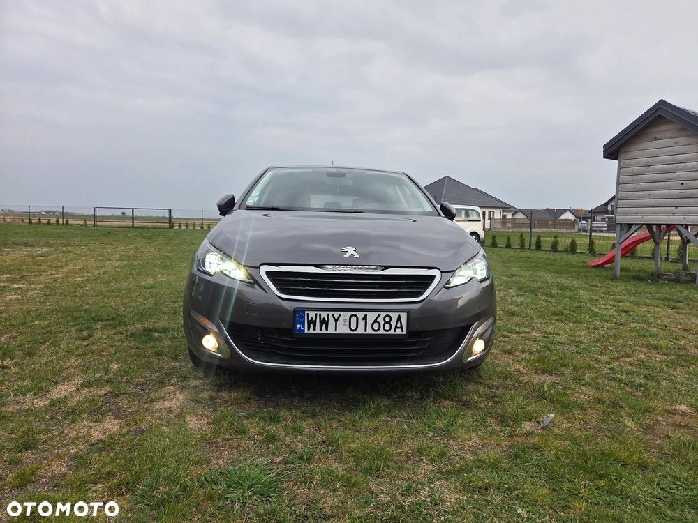 Peugeot 308 - 23