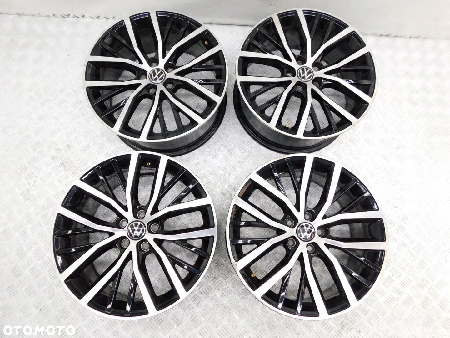 FELGI ALUMINIOWE 5x100 7,5jx17 - VW POLO 6R 6C GTi R-line - 1
