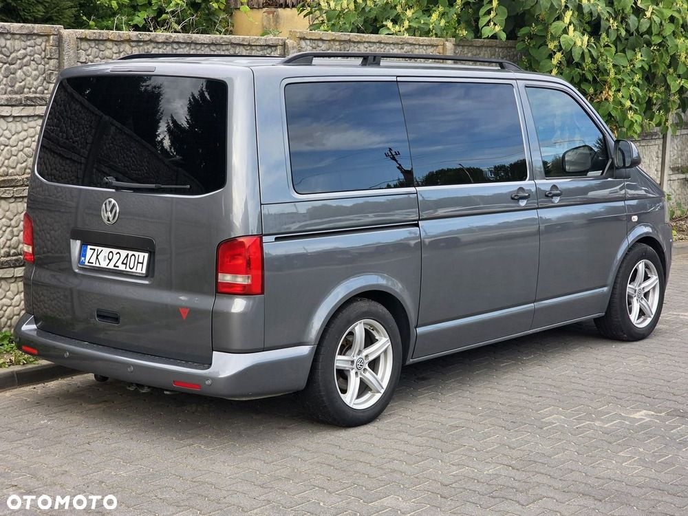 Volkswagen Multivan - 8