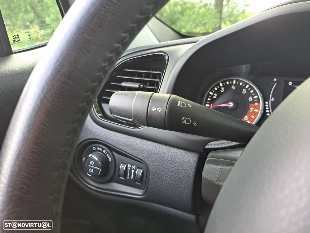 Jeep Renegade 1.0 T Night Eagle - 16