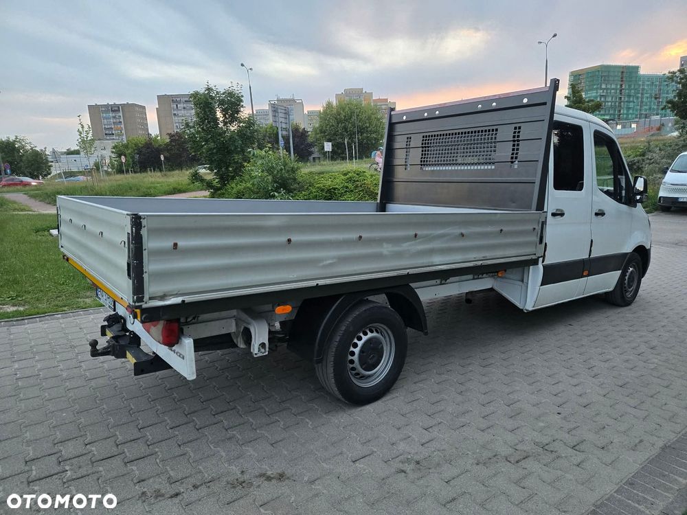 Mercedes-Benz Sprinter - 12