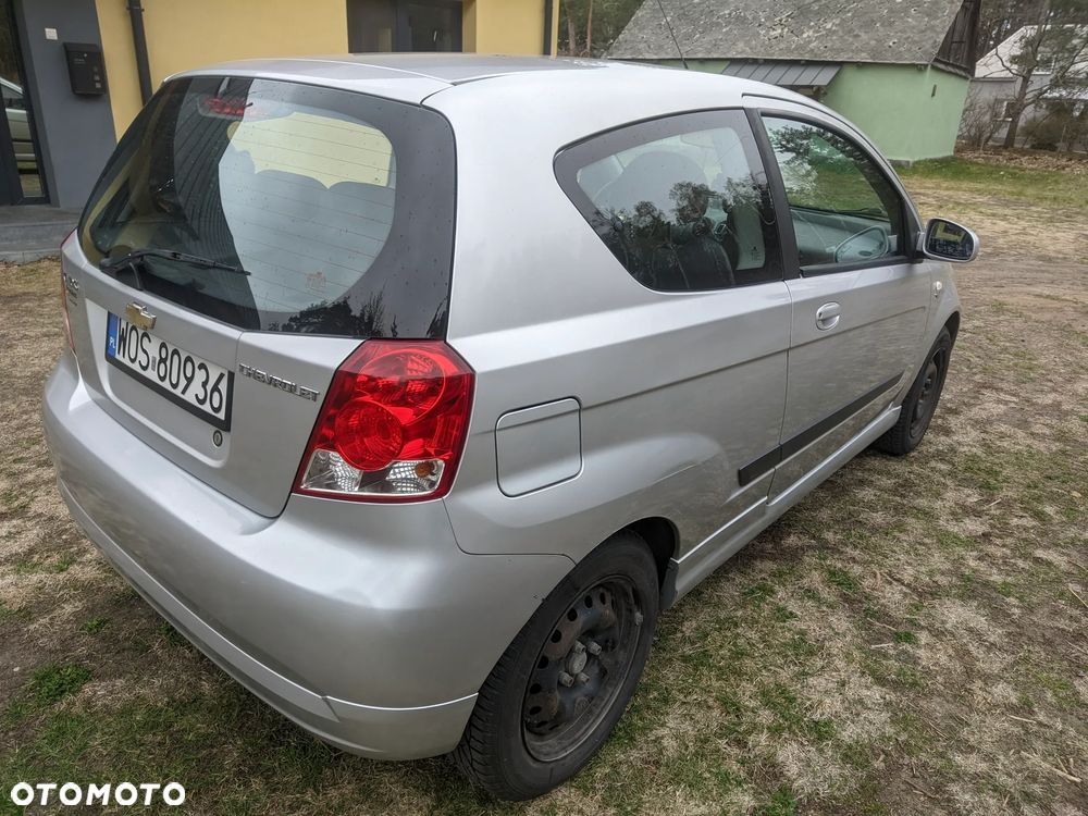 Chevrolet Kalos - 11