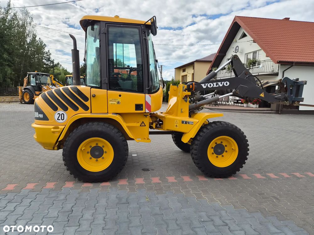 Volvo L30B Pro - 4