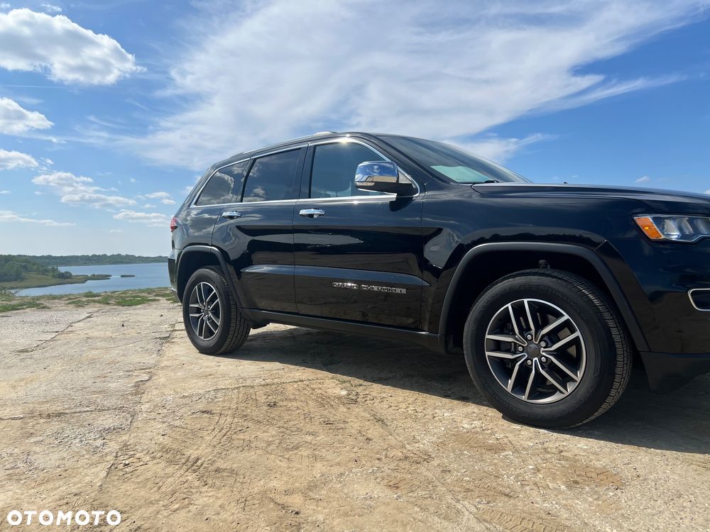 Jeep Grand Cherokee - 11